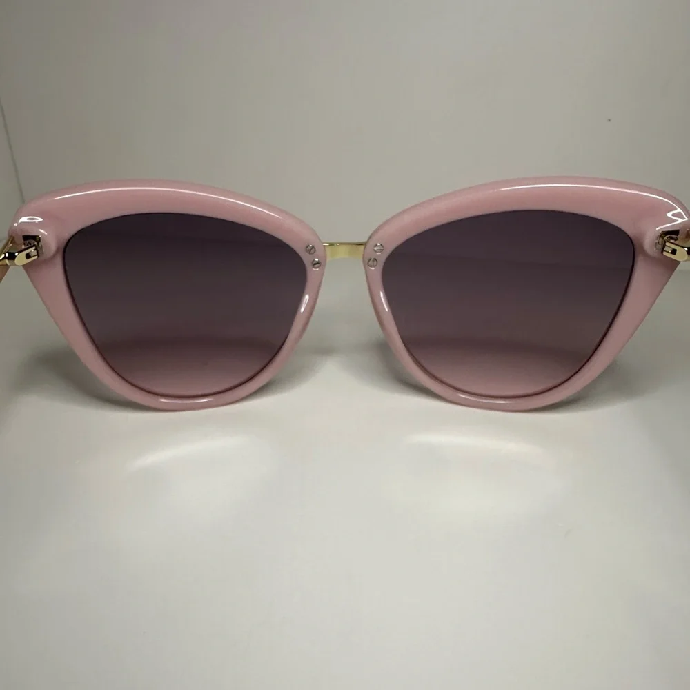 Kate Spade NWOT Cissy Light Pink Cat Eye Frame Sunglasses w/Gradient Lenses